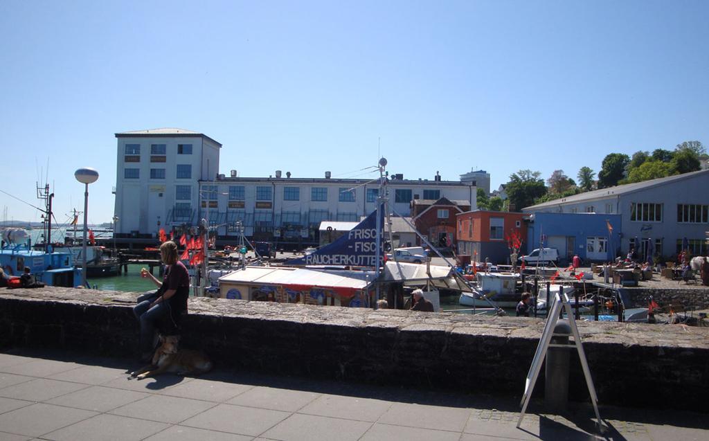 Ferienwohnung Kutterfisch Direkt Im Stadthafen Sassnitz Ngoại thất bức ảnh